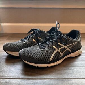 ASICS Gel-Excite 4 Men’s Size 10.5